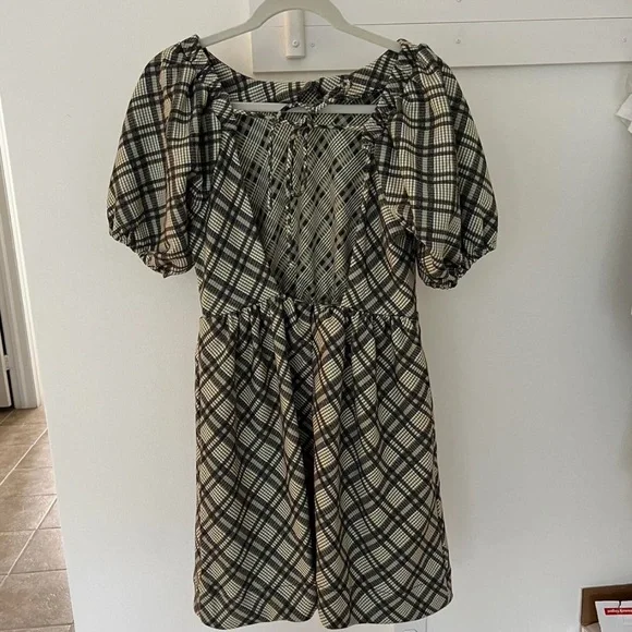 Line and Dot Baby Doll dress - Picture 2 of 6